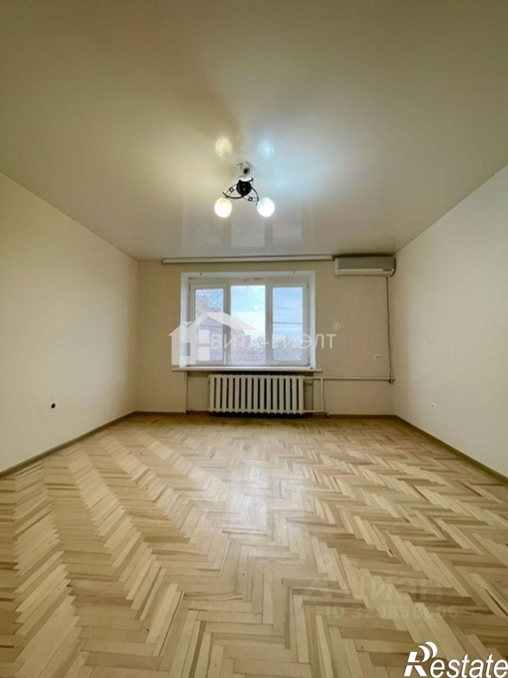 2-комн квартира улица Маркова, 349,  д. 349