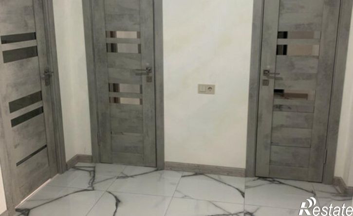 3-комн квартира улица Советской Армии, 105,  д. 105