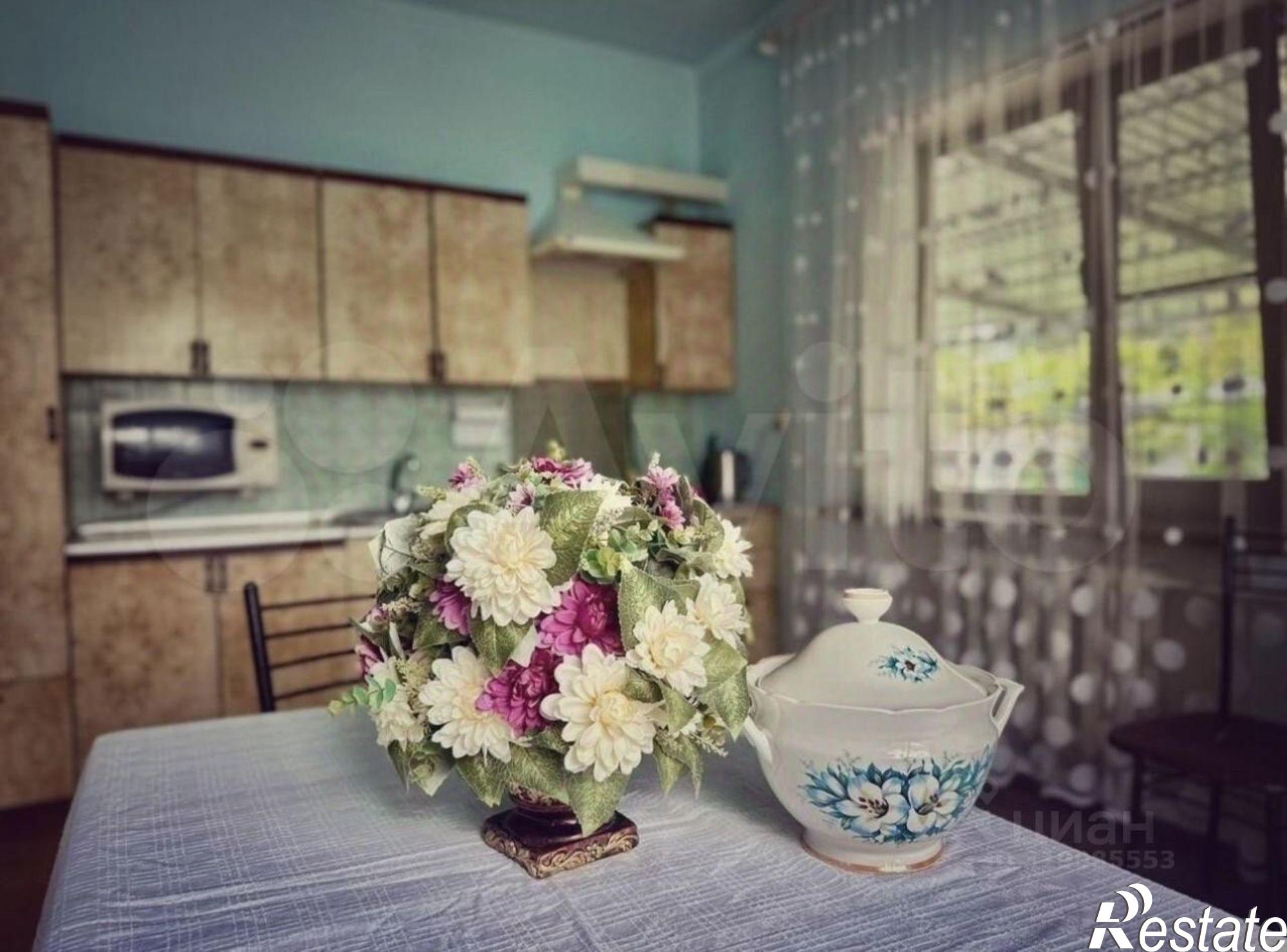 Купить дачу, дом, коттедж за 10 000 000 рублей на ул Матросова, 28