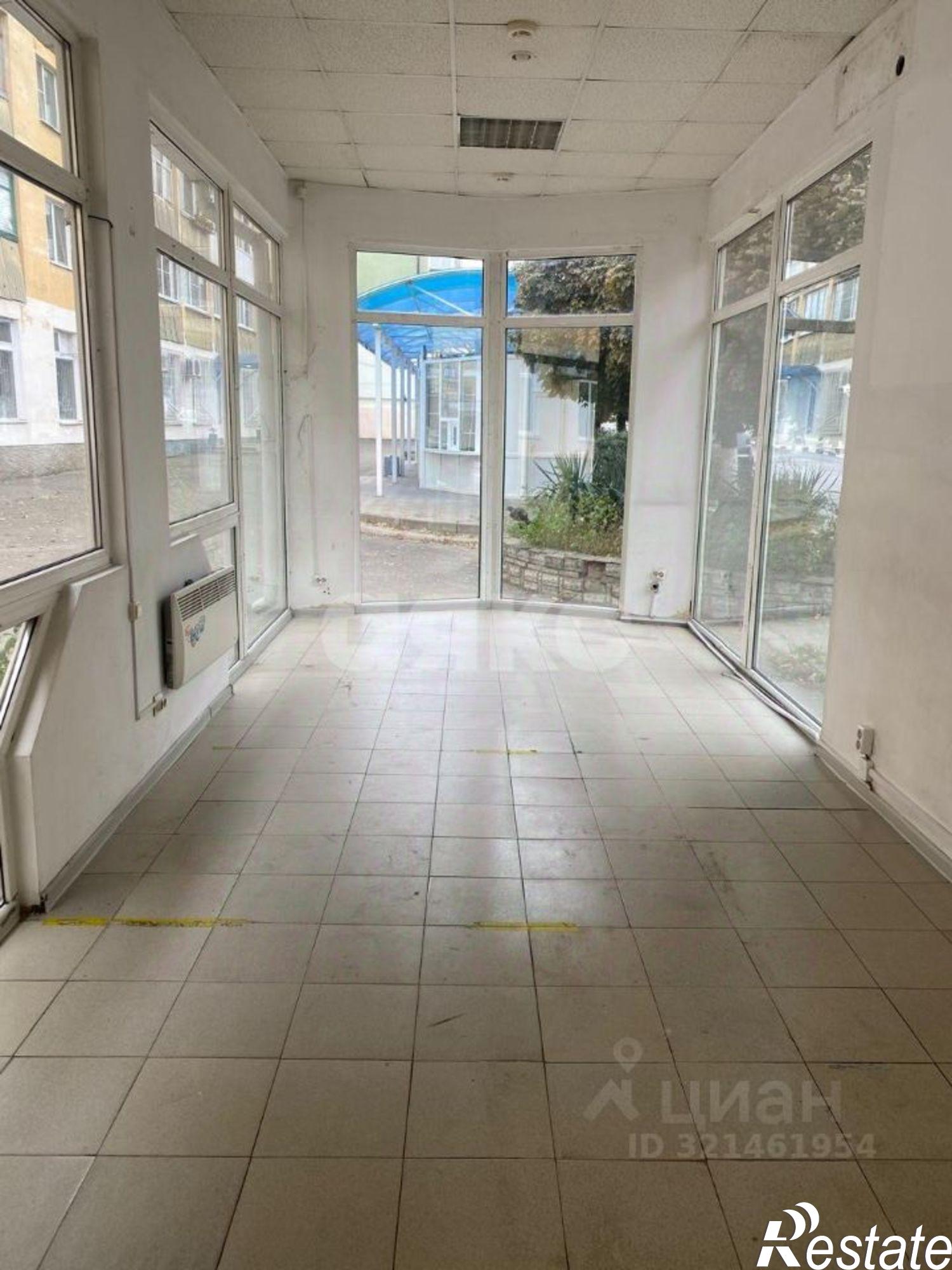 Купить торговое помещение за 800 040 рублей на ул Свердлова, 125