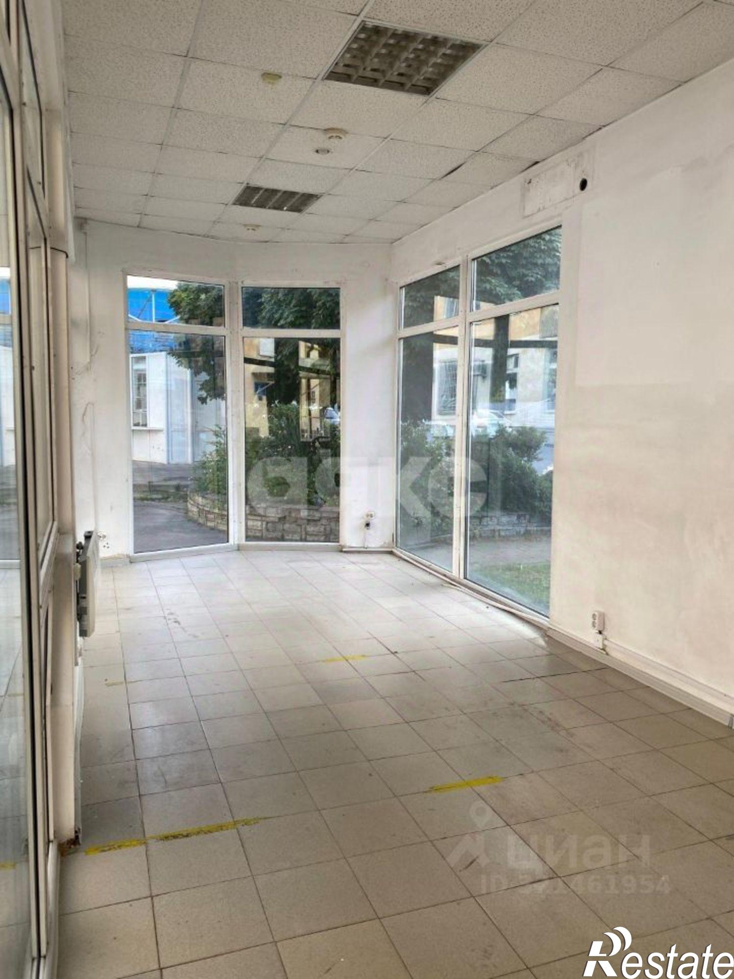 Купить торговое помещение за 800 040 рублей на ул Свердлова, 125