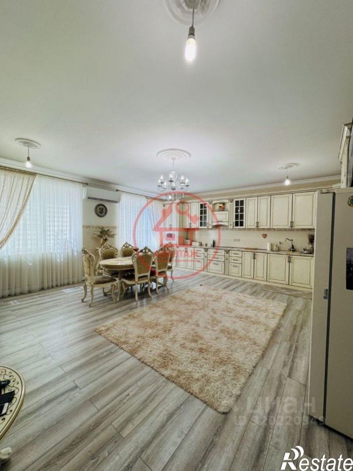 4-комн квартира улица Ефремова, 162,  д. 162