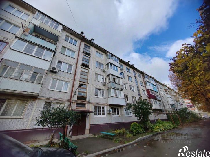 3-комн квартира улица Советской Армии, 107,  д. 107