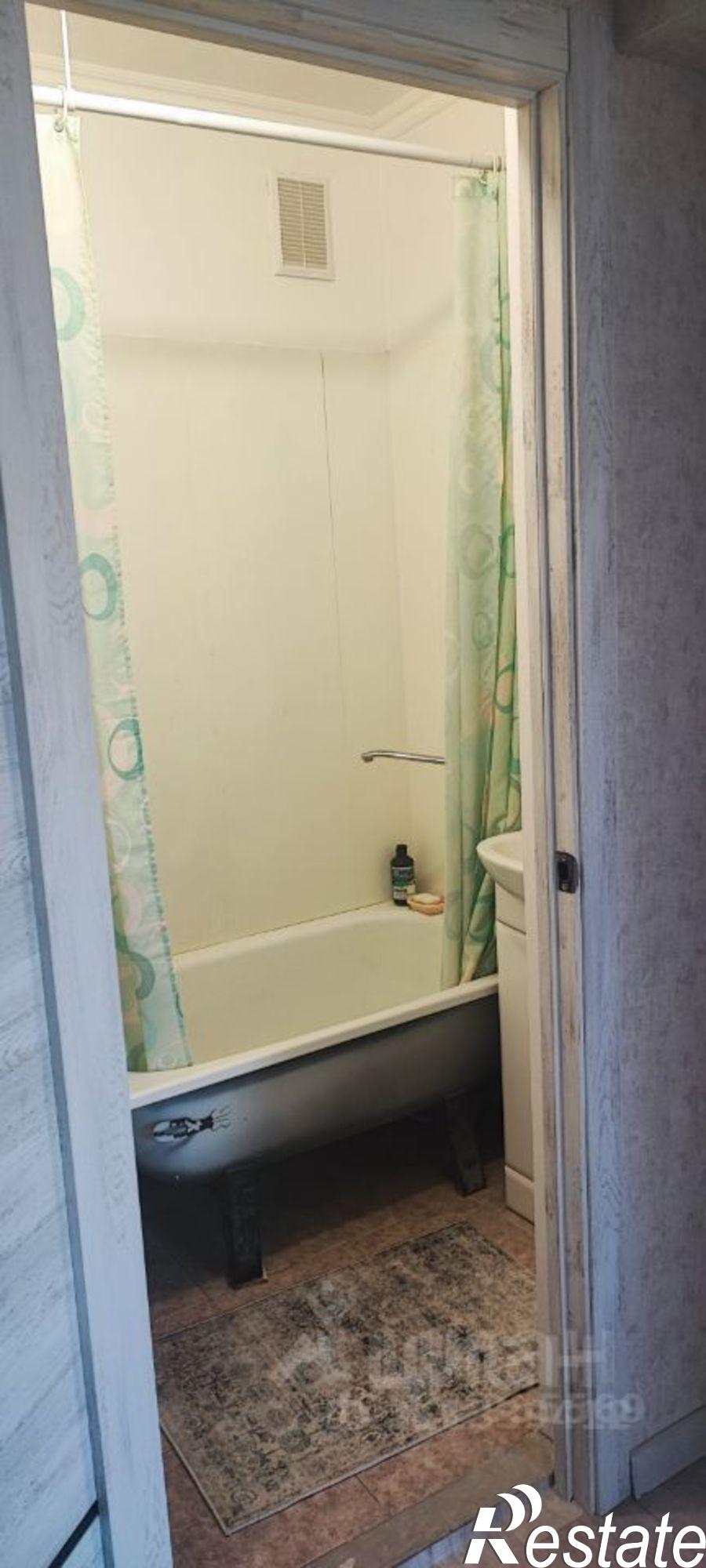 Купить квартиру за 3 000 000 рублей на Академическая улица, 8