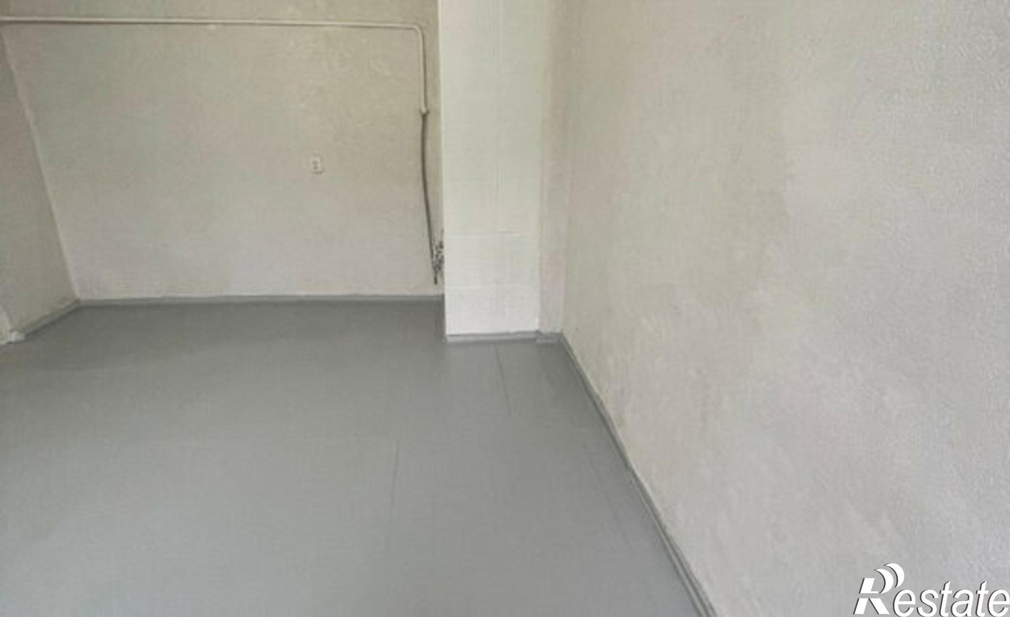 Купить квартиру за 2 300 000 рублей на улица Розы Люксембург, 44