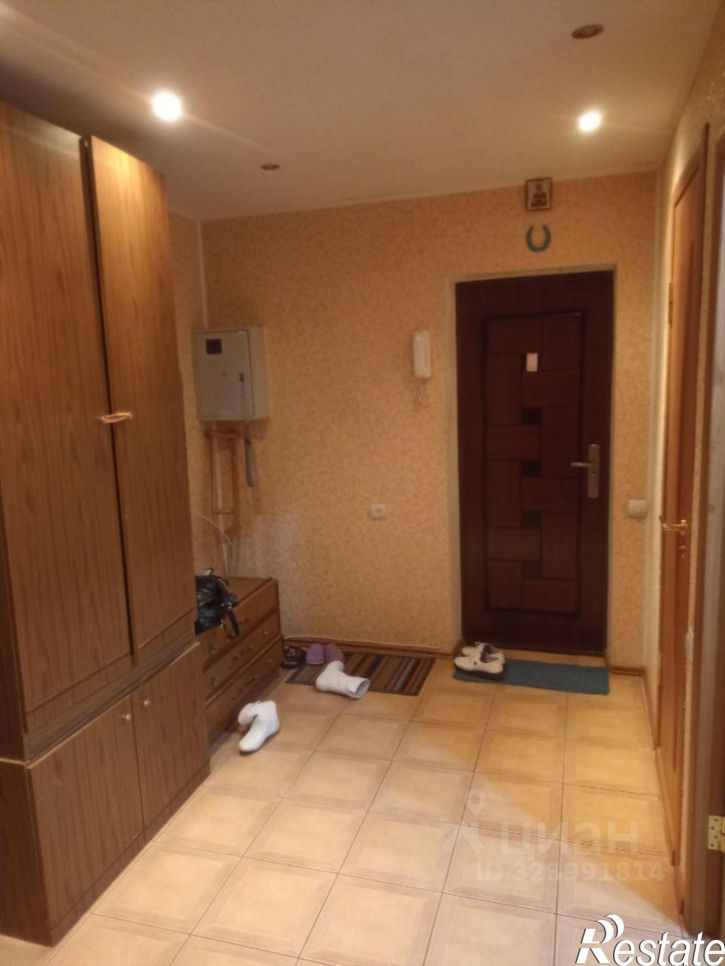 3-комн квартира ул Азовская, 3,  д. 3