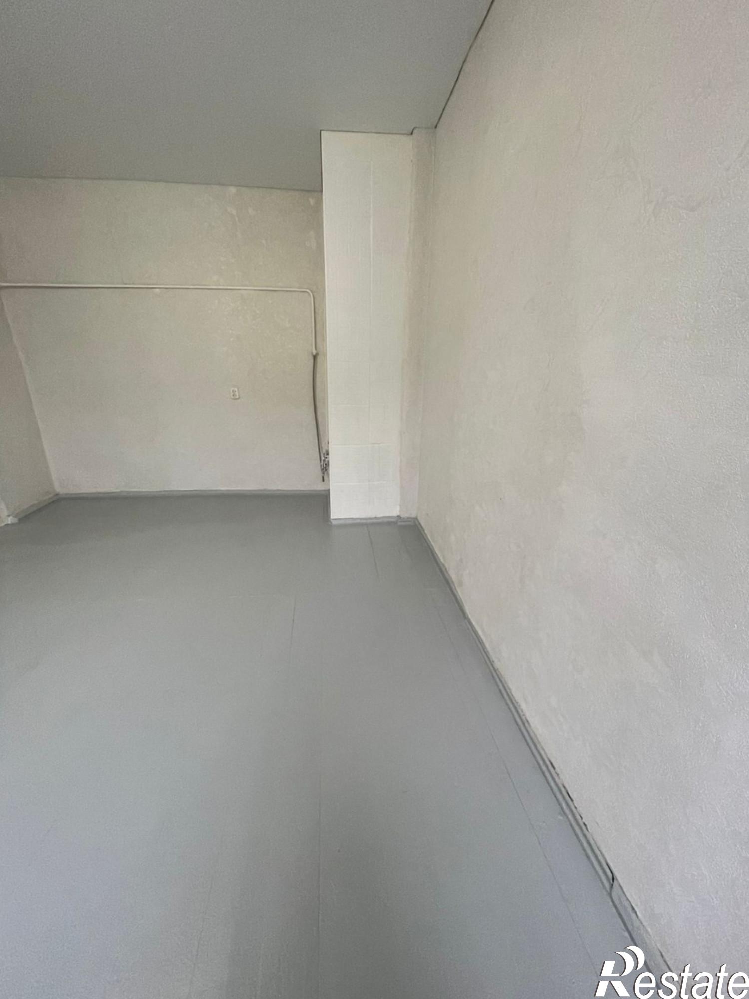 Купить квартиру за 2 299 990 рублей на Розы Люксембург ул., 44