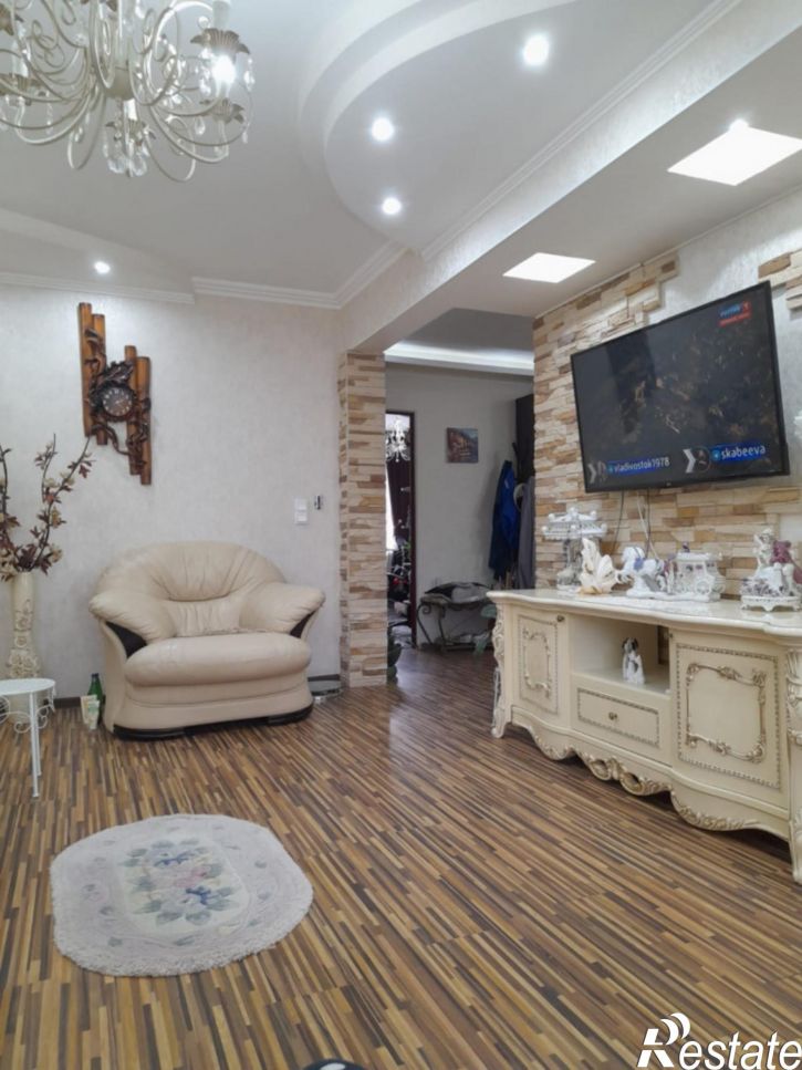 3-комн квартира Советской Армии ул., 138