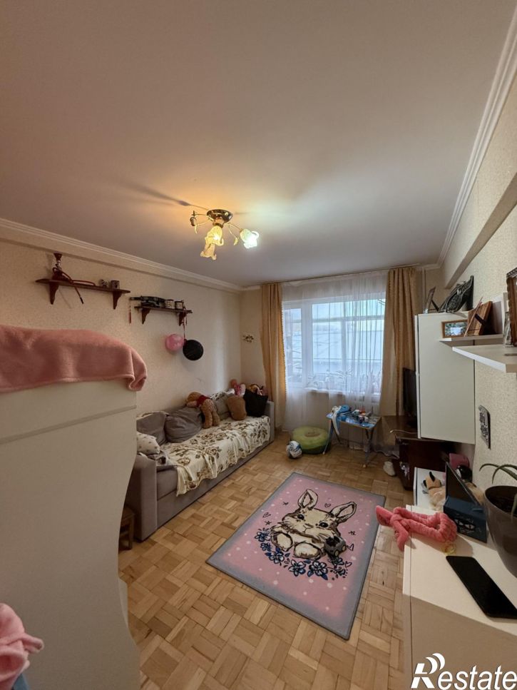 3-комн квартира Новороссийская ул., 72А