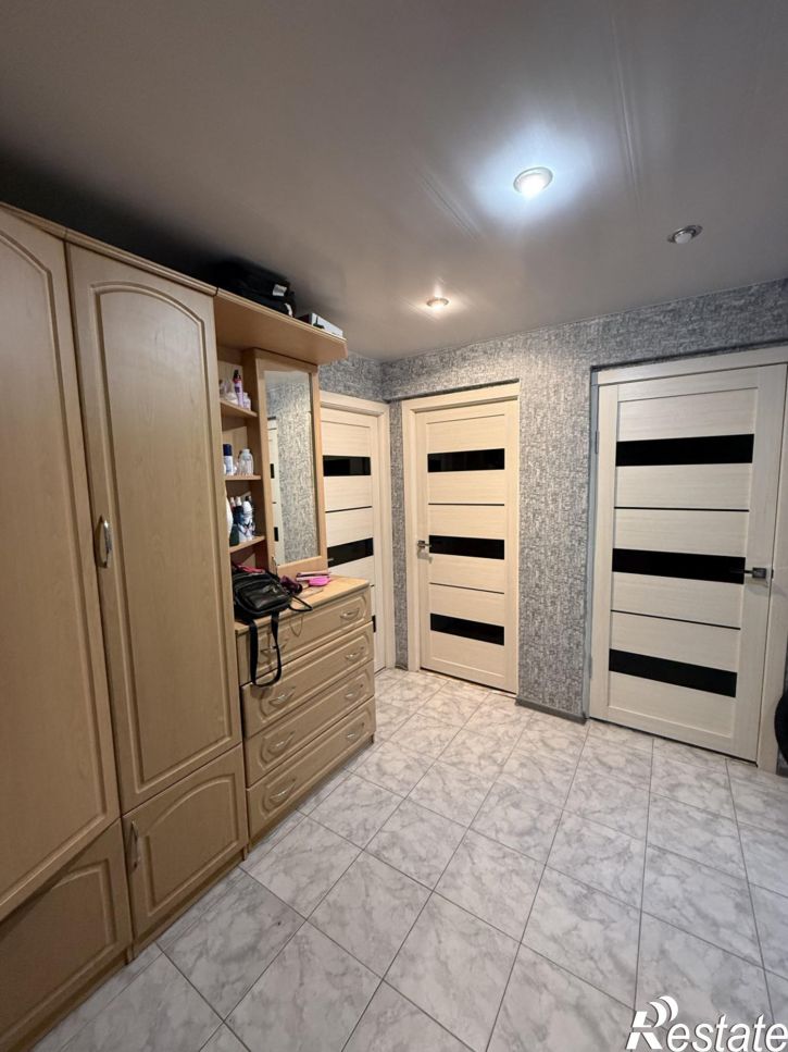 3-комн квартира Новороссийская ул., 72А