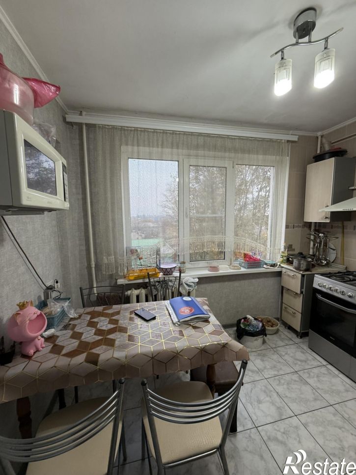 3-комн квартира Новороссийская ул., 72А