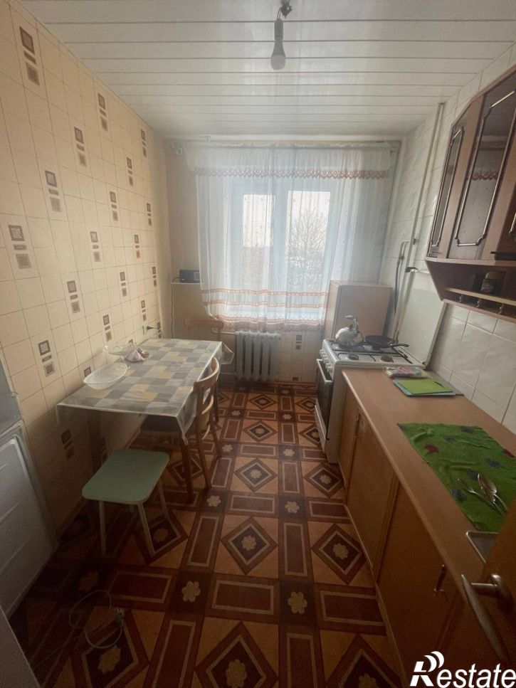 3-комн квартира Луначарского ул., 102