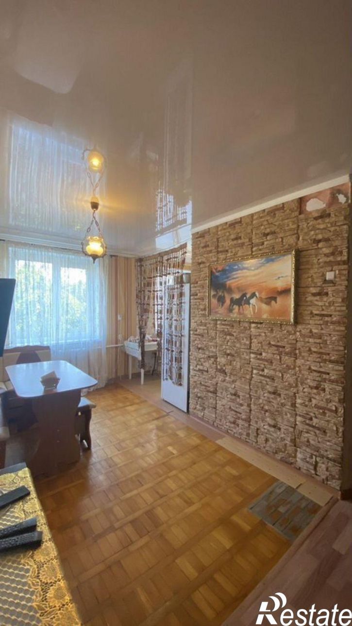 3-комн квартира улица Маркова, 325,  д. 325