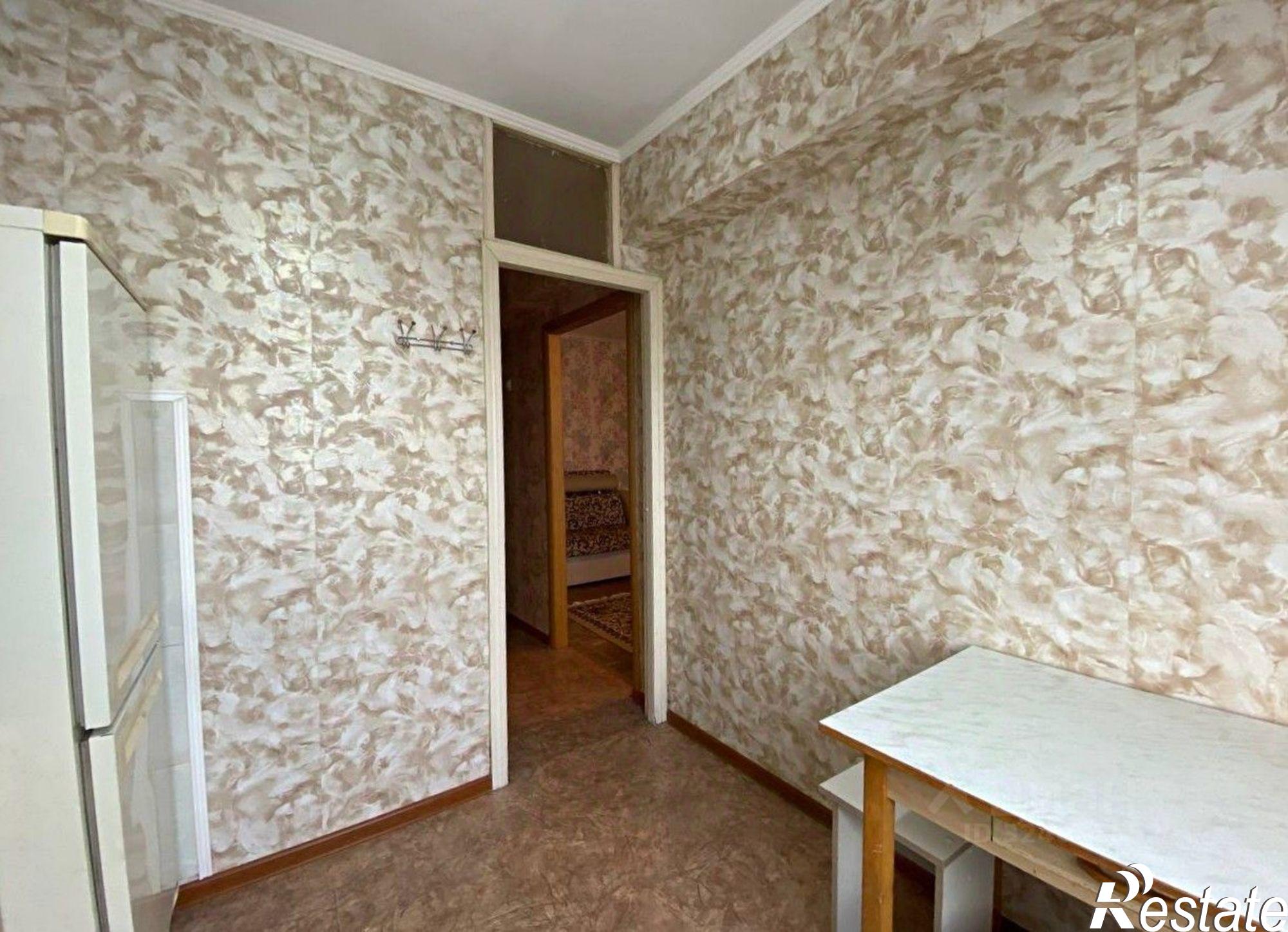 Сдать квартиру за 15 000 рублей на улица Ефремова, 81