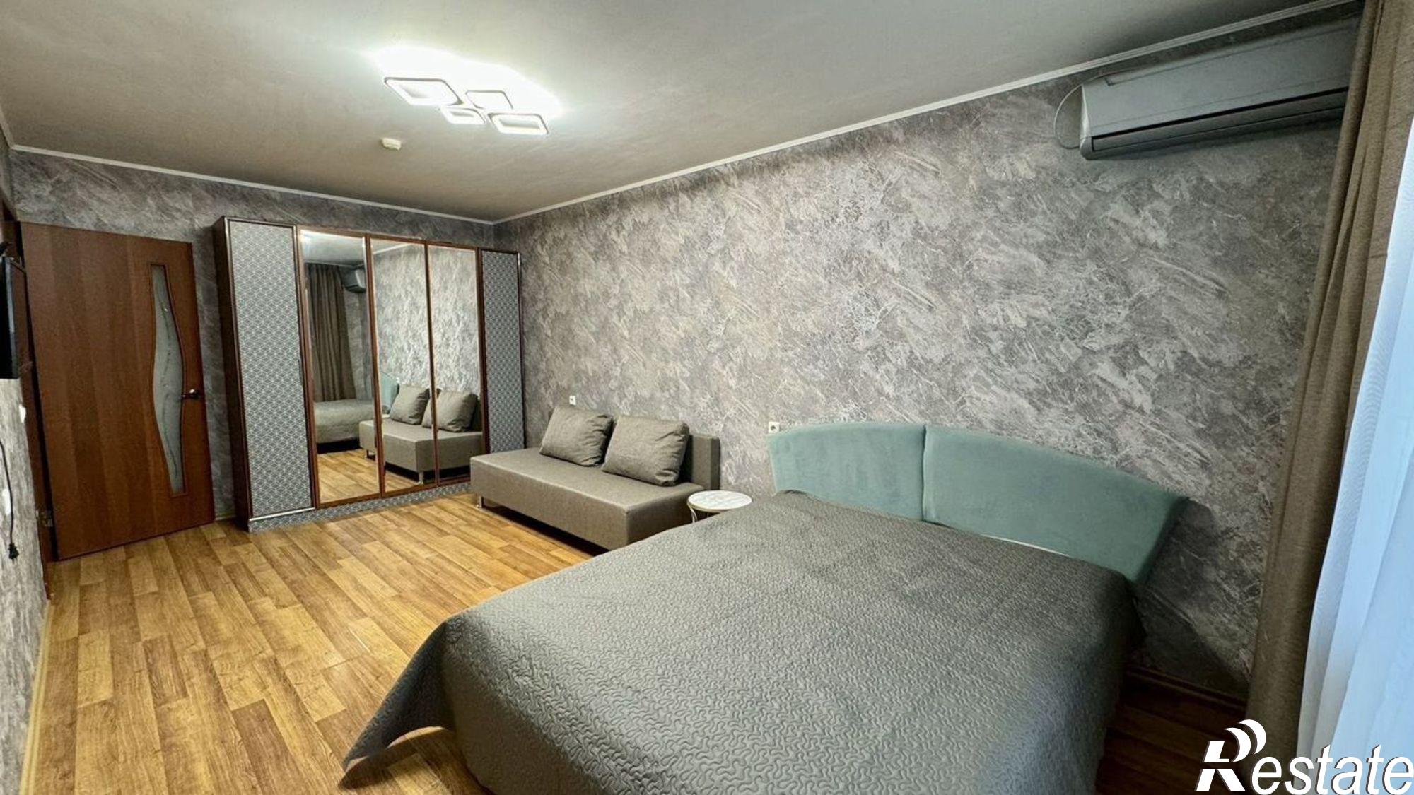 Сдать квартиру за 27 000 рублей на ул Полины Осипенко, 83/1