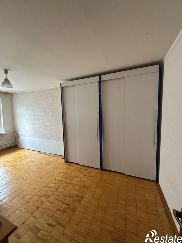 3-комн квартира ул Ефремова, 3,  д. 3