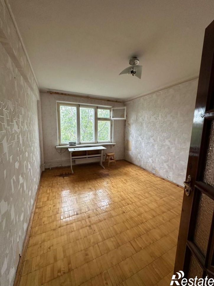 3-комн квартира ул Ефремова, 3,  д. 3