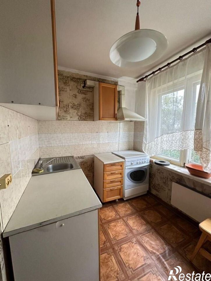 3-комн квартира ул Ефремова, 3,  д. 3