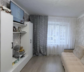 2-комн, 42кв м, этаж 1/5 улица Ефремова, 141