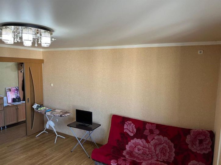 4-комн квартира ул Луначарского, д. 408