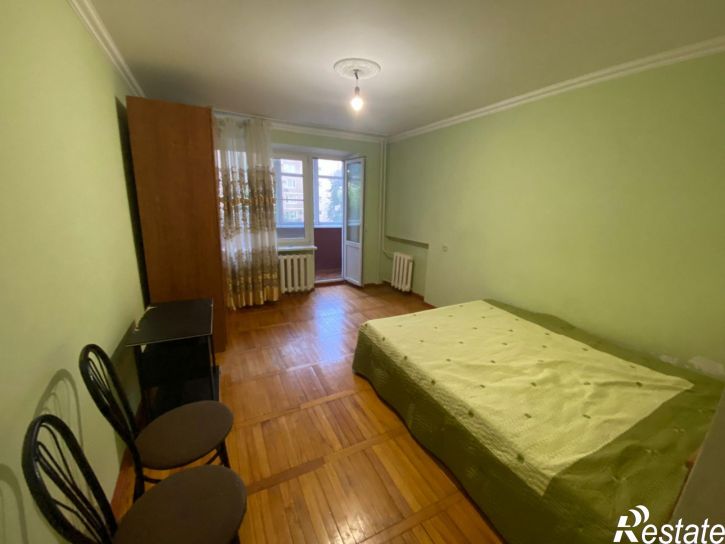 2-комн квартира Луначарского ул., 402