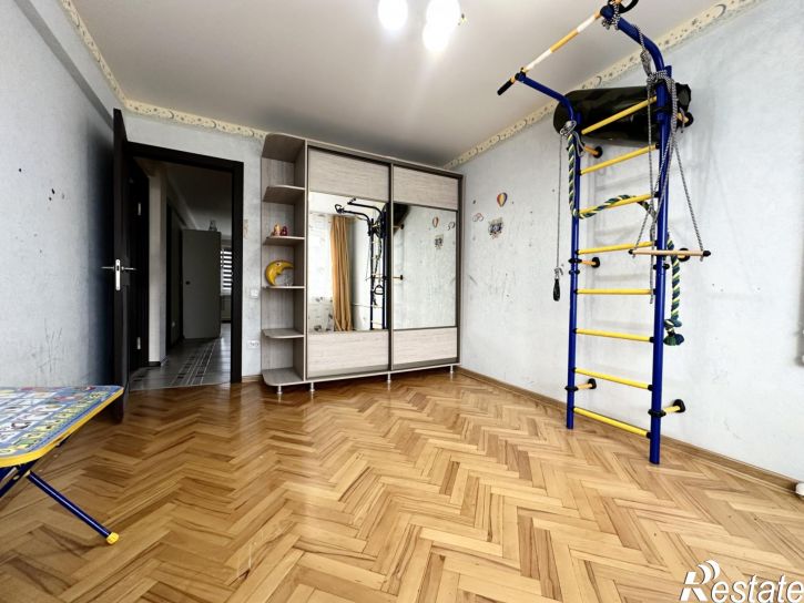 3-комн квартира Тимирязева ул., 8