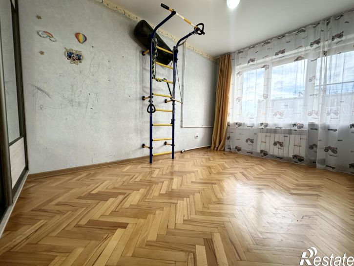 3-комн квартира Тимирязева ул., 8