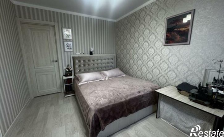 4-комн квартира улица Тургенева, 296/1,  д. 296/1