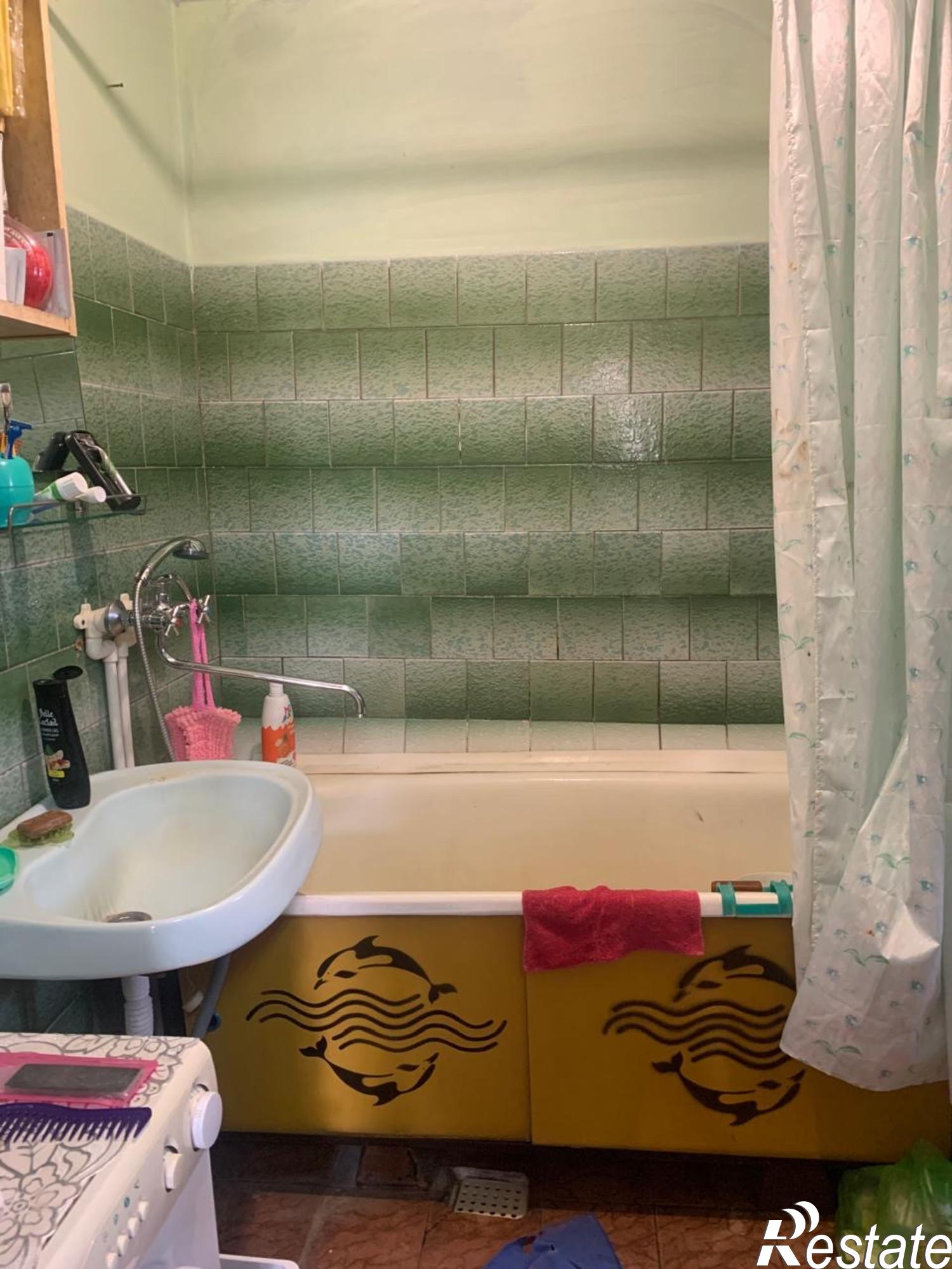 Купить дачу, дом, коттедж за 4 000 000 рублей на Маркова ул., 121