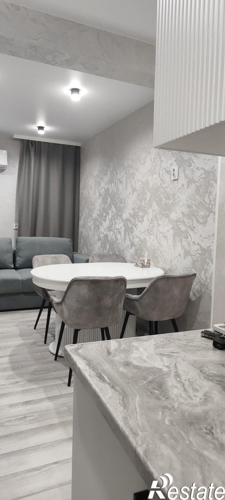 2-комн квартира Мира ул., 55