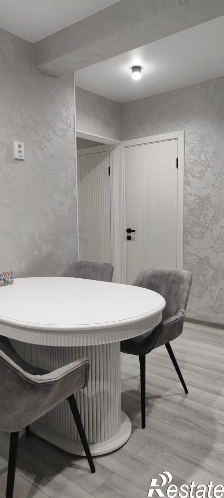 2-комн квартира Мира ул., 55