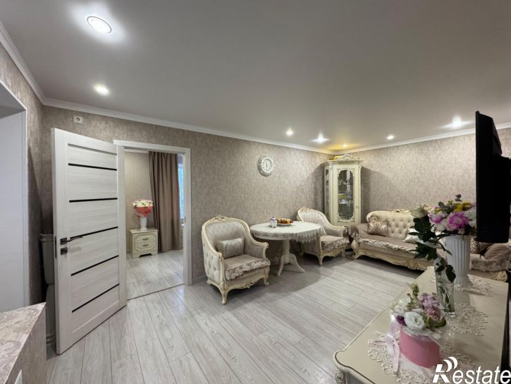 2-комн квартира Ефремова ул., 39