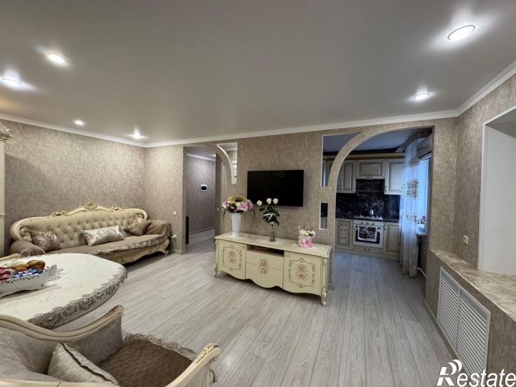 2-комн квартира Ефремова ул., 39