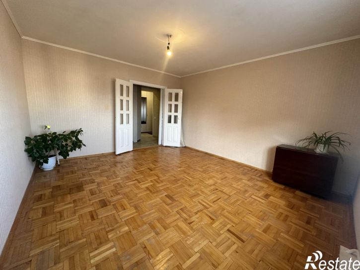 3-комн квартира Чичерина ул., 61