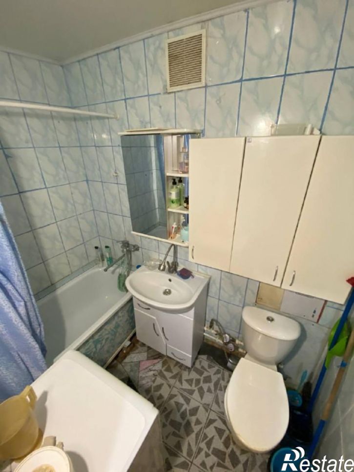 2-комн квартира Азовская ул., 18