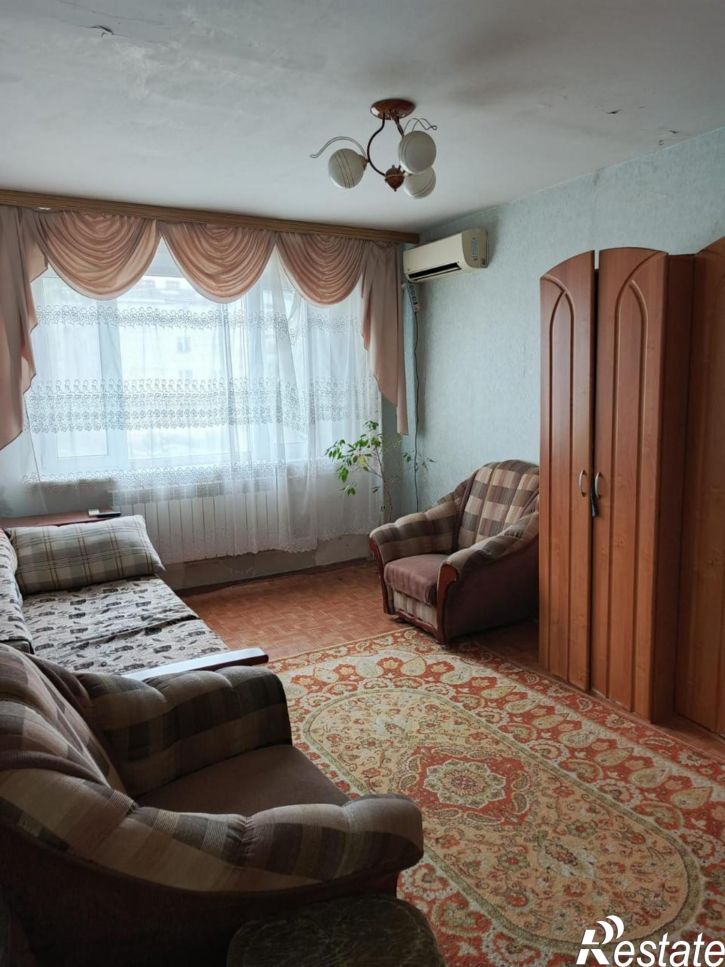 3-комн квартира Тургенева ул., 304