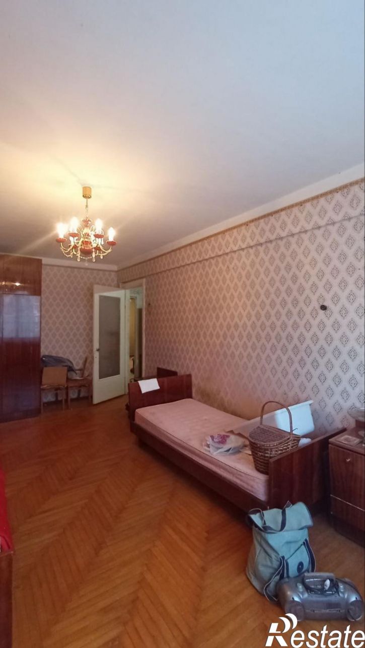 3-комн квартира Советской Армии ул., 31