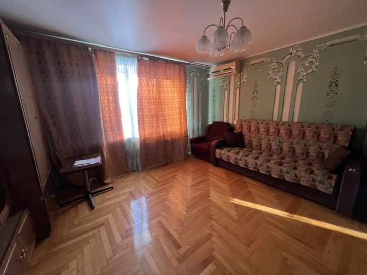 3-комн квартира Азовская ул., 6