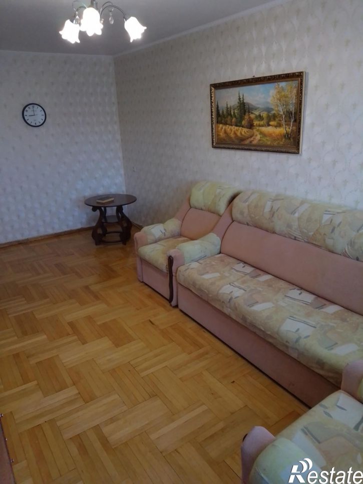 3-комн квартира Азовская ул., 16