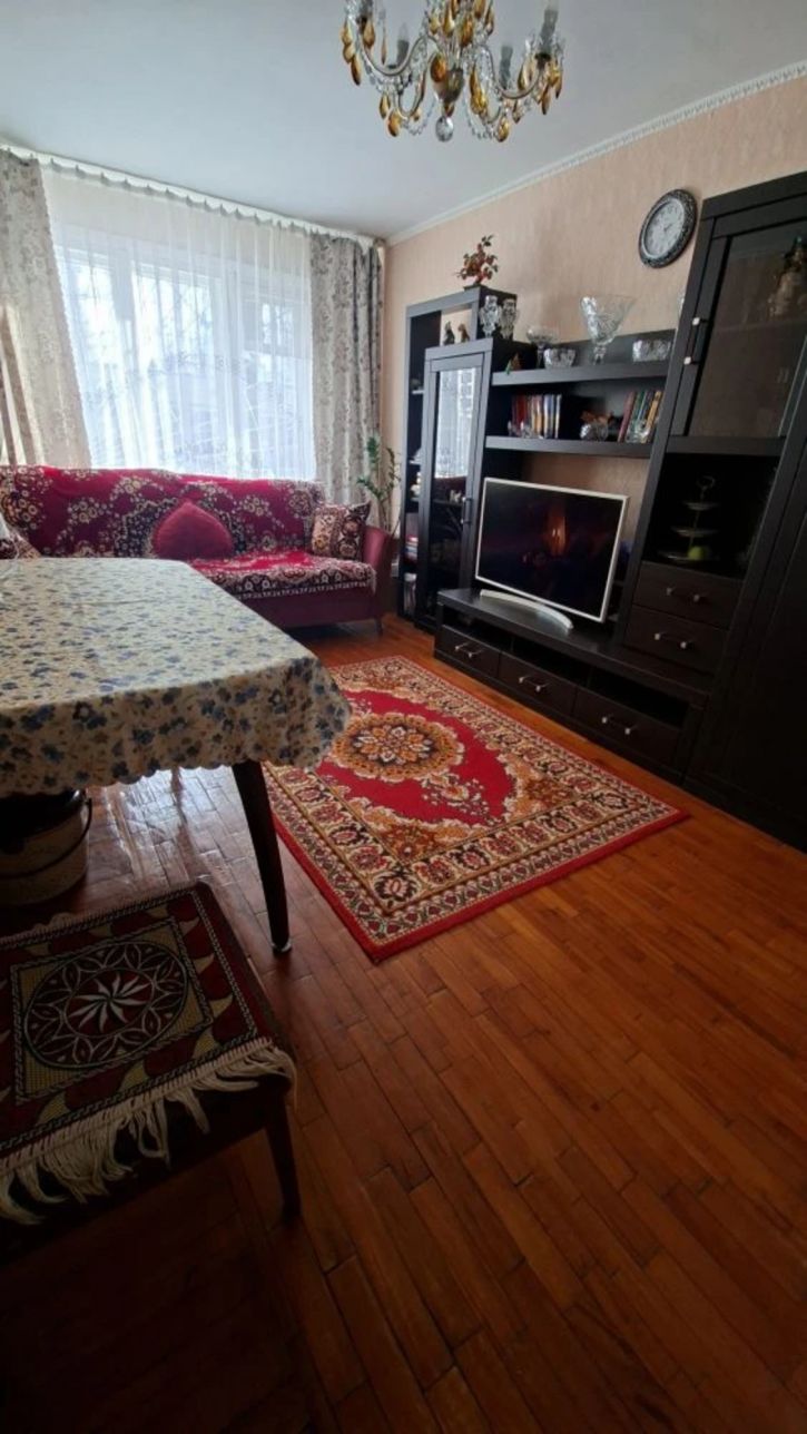 2-комн квартира Новороссийская ул., 58