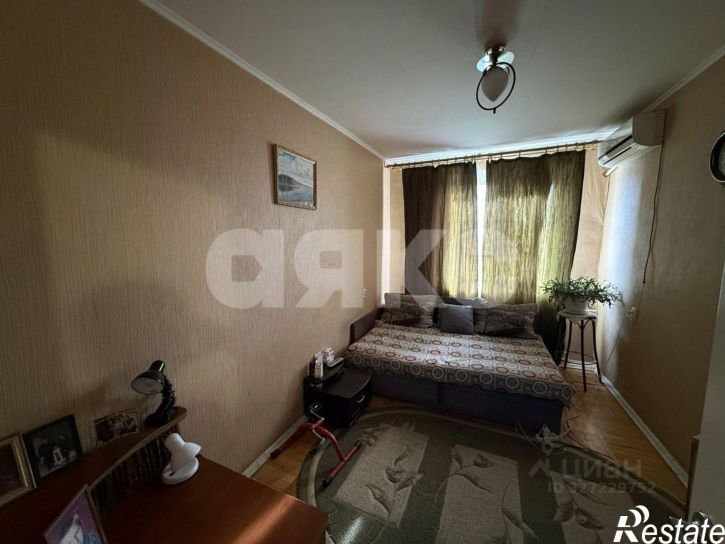 3-комн квартира улица Советской Армии, 210,  д. 210