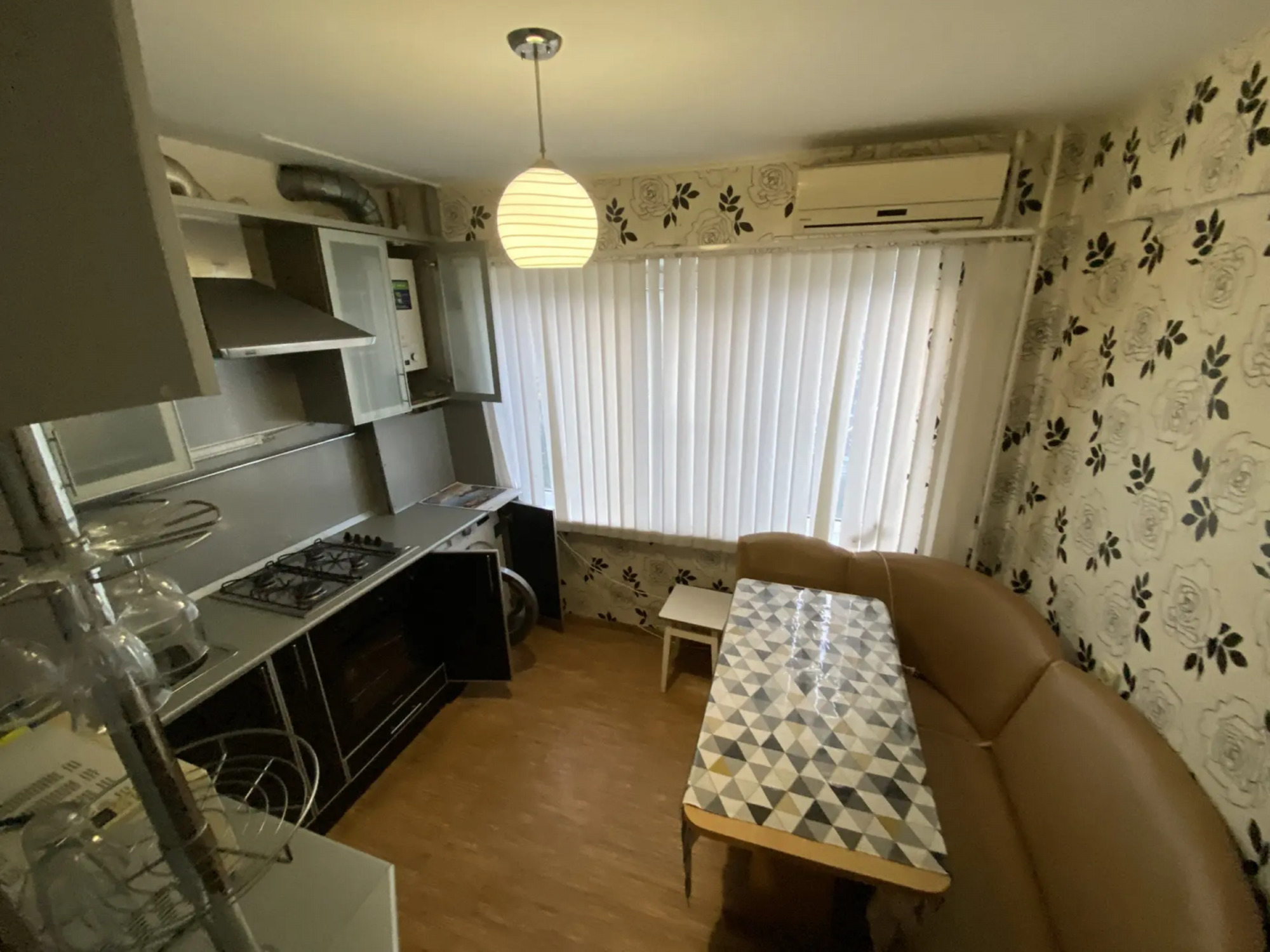 Купить квартиру за 3 550 000 рублей на Маркова ул., 315