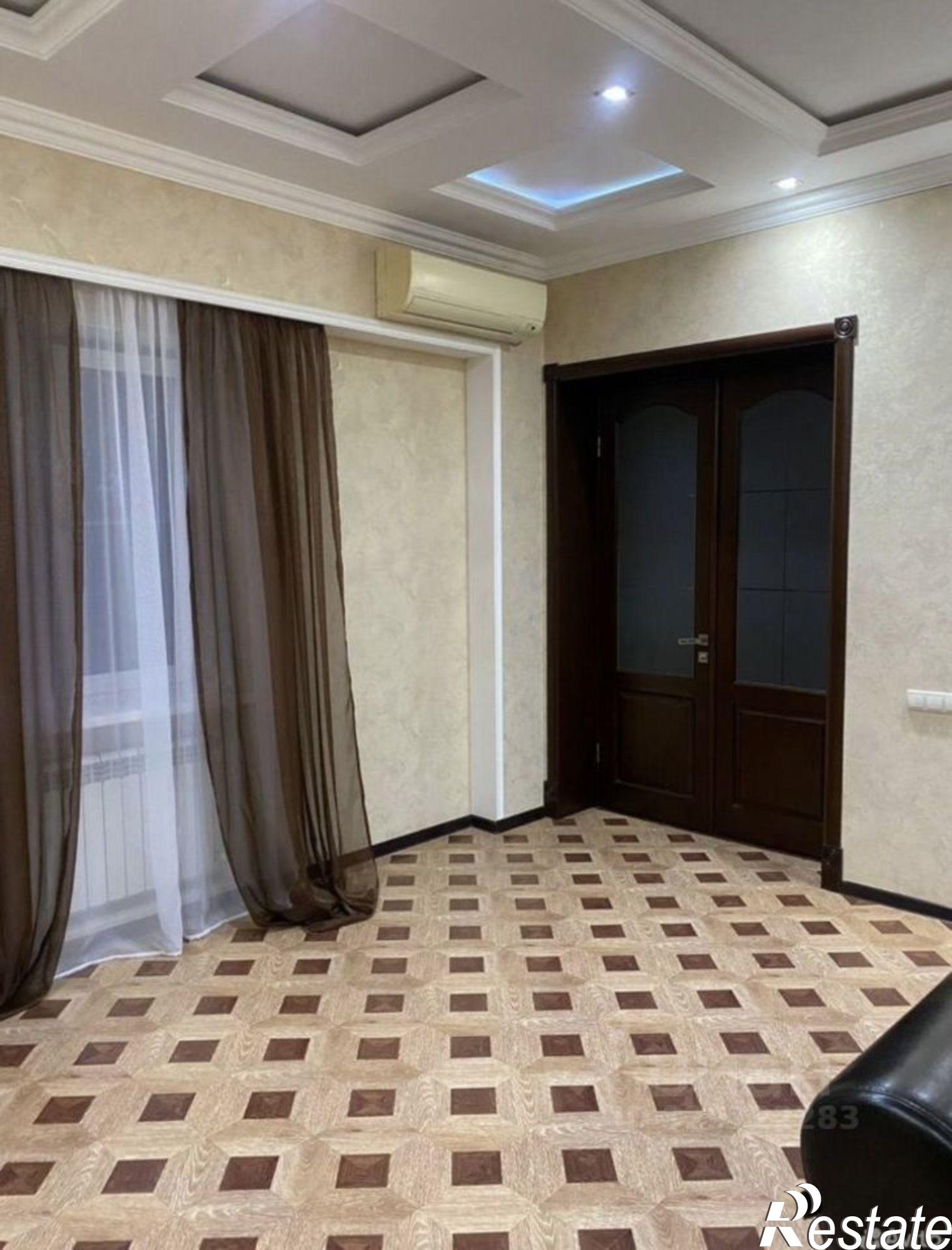 Купить дачу, дом, коттедж за 11 000 000 рублей на ул Чапаева, 9