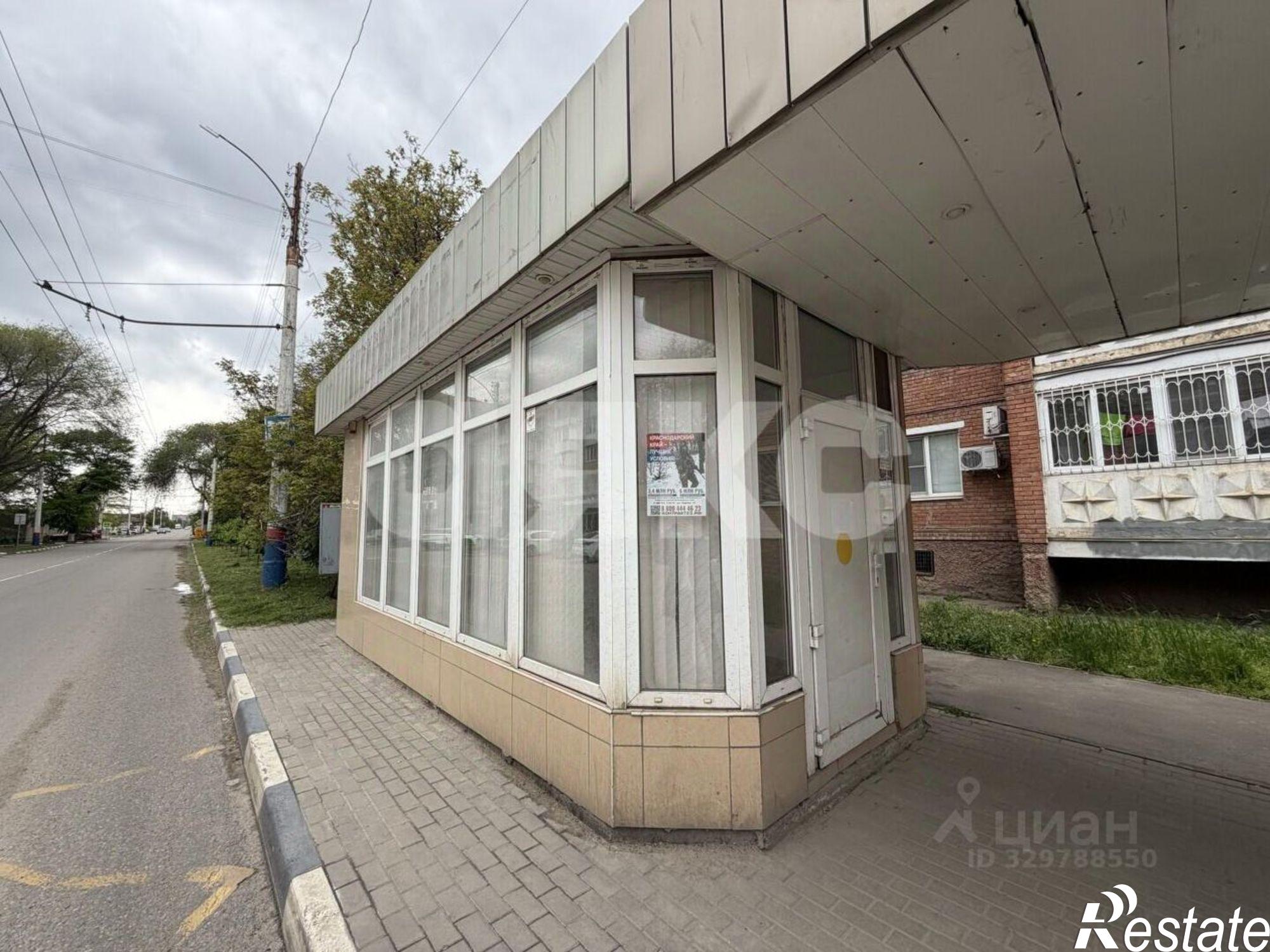 Купить торговое помещение за 500 010 рублей на ул Шмидта, 96