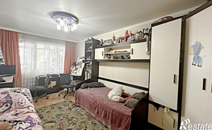 3-комн квартира улица Советской Армии, 27,  д. 27