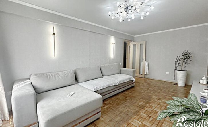 3-комн квартира улица Советской Армии, 27,  д. 27