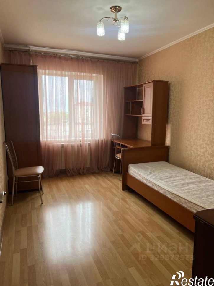 3-комн квартира ул Луначарского, 406,  д. 406
