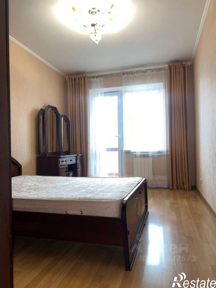3-комн квартира ул Луначарского, 406,  д. 406