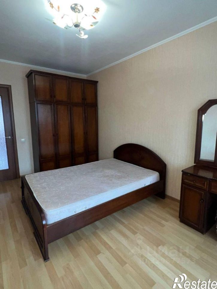 3-комн квартира ул Луначарского, 406,  д. 406