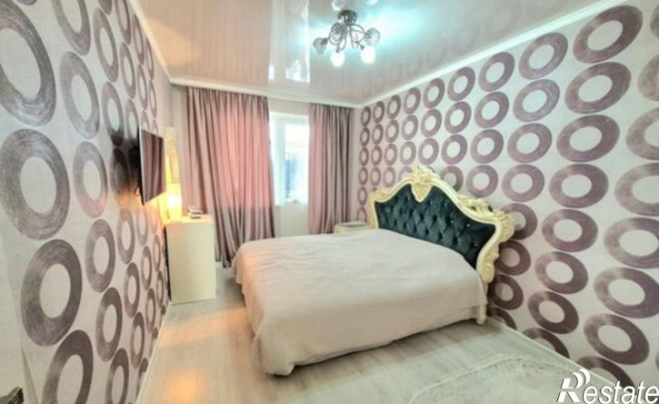 3-комн квартира ул Полины Осипенко, 112,  д. 112